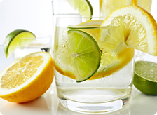 8 причин пить по утрам воду с медом и лимоном